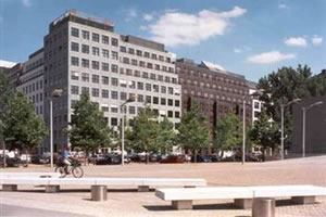Office and residential buildings Dorotheenhoefe